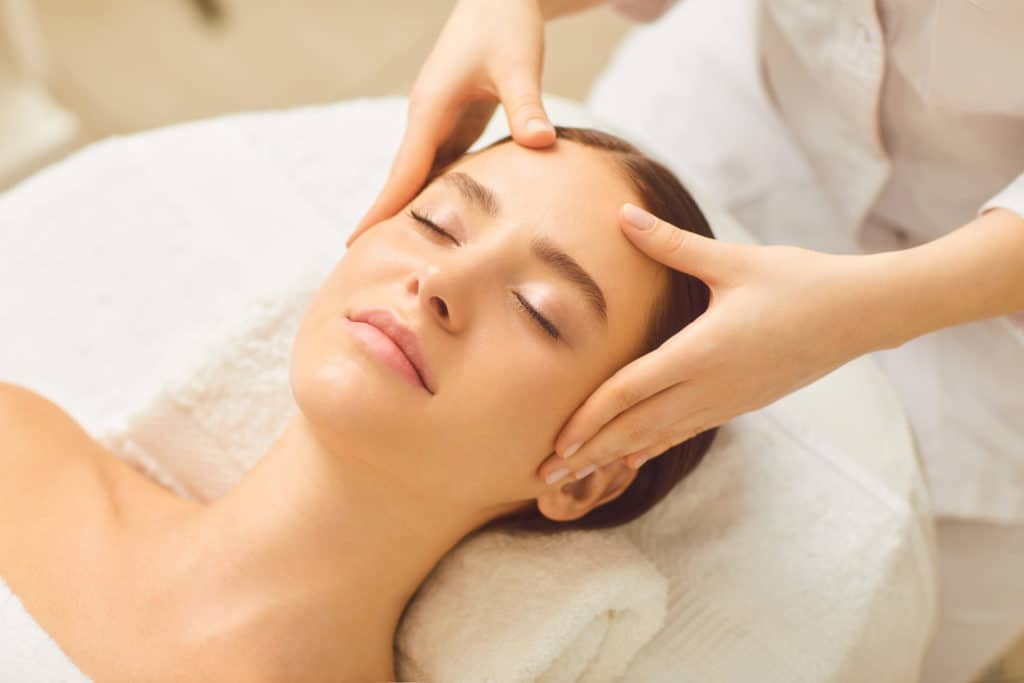 Luxury Facial | Maguire Road Suite | ReNu Aesthetics & Wellness