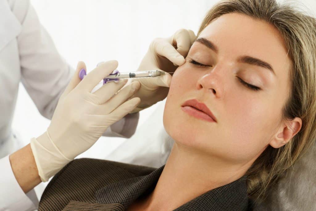 What Is The Difference Between Dermal Fillers and Botox